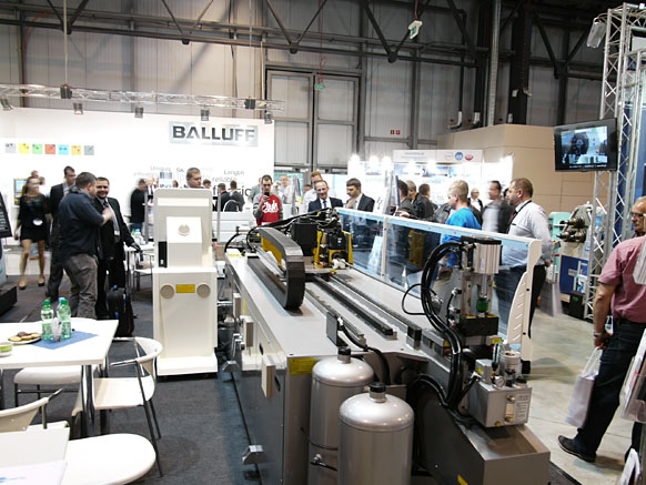 L1060749a.jpg L1060749a.jpg