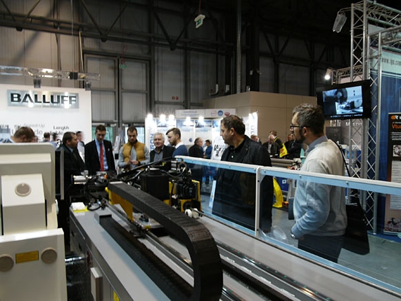 L1060720a.jpg L1060720a.jpg