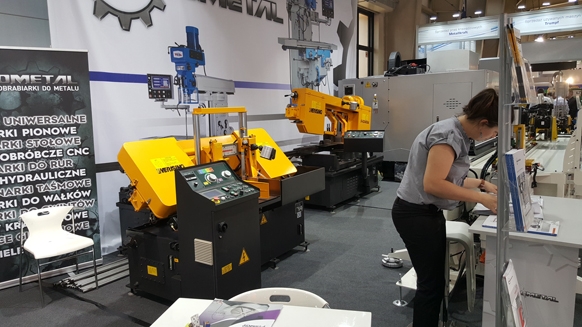 2016_machtool_5a.jpg 2016_machtool_5a.jpg